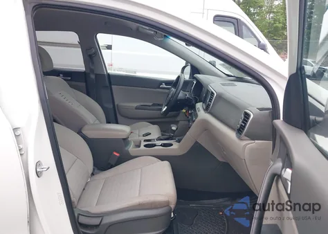 2019 Kia Sportage Lx z USA, uszkodzony, nr VIN KNDPMCAC0K7597447